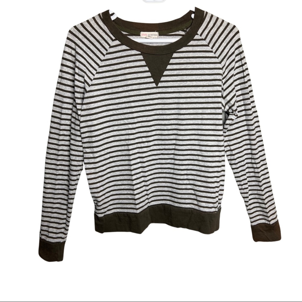 Women’s Long Sleeve tee Size M